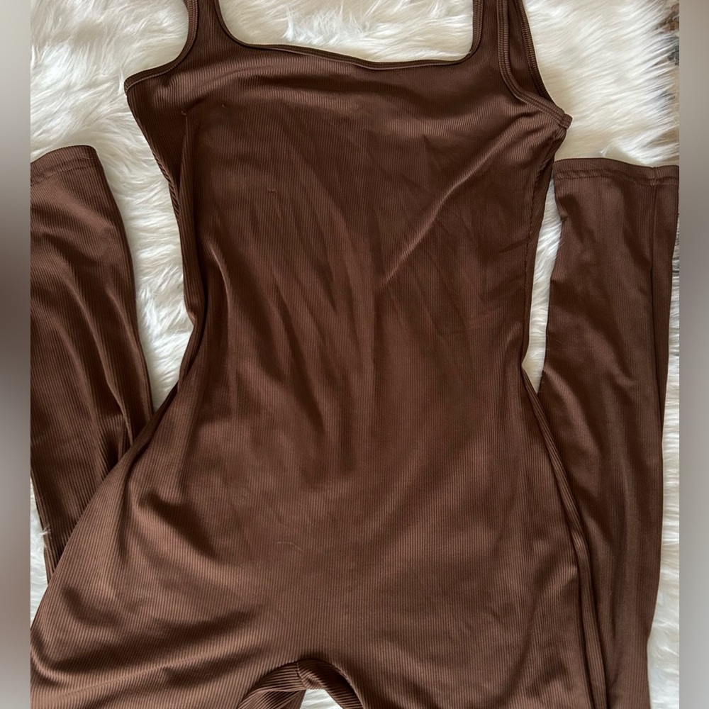 Chic Brown Ribbed Jumpsuit